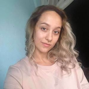 Meet your Posher, Marina